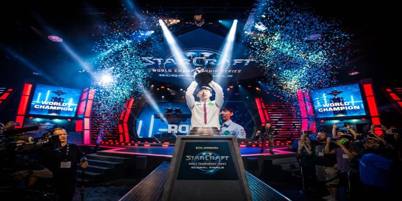 Đẳng cấp thể thao điện tử Esports hiện đại